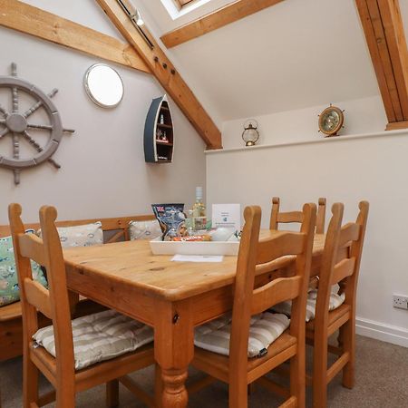 The Boathouse Seahouses Exterior photo